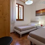 Villa Maestrale Con Veranda Coperta Giardino 4 3 Bagni