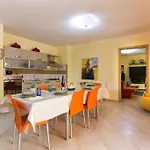 Maestrale Con Veranda Coperta Giardino 4 3 Bagni