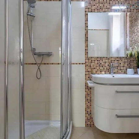 ヴィラ Maestrale Con Veranda Coperta Giardino 4 3 Bagni *