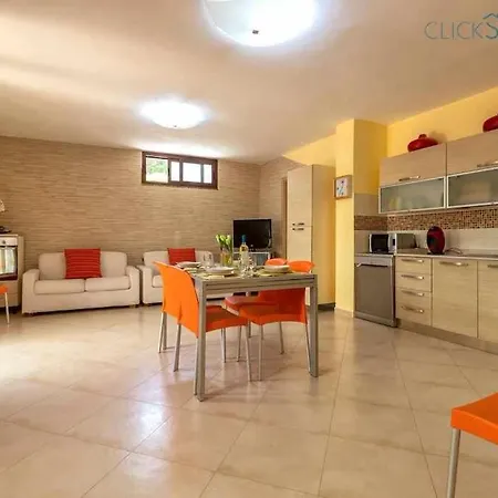Βίλα Maestrale Con Veranda Coperta Giardino 4 3 Bagni *