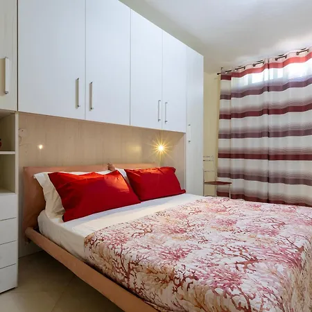 Maestrale Con Veranda Coperta Giardino 4 3 Bagni Alghero