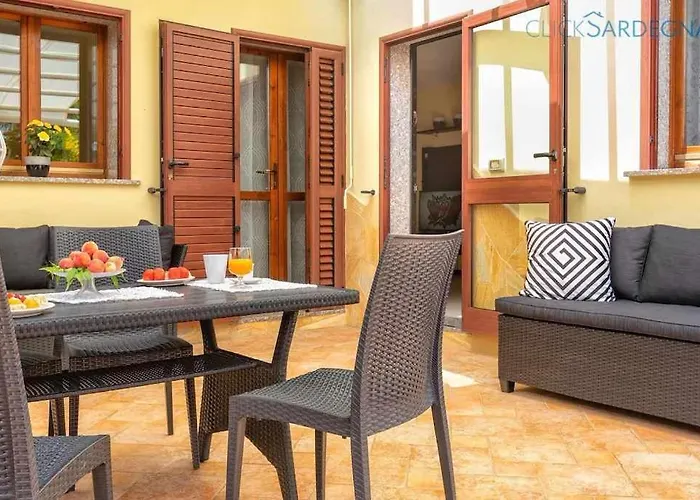 Maestrale Con Veranda Coperta Giardino 4 3 Bagni